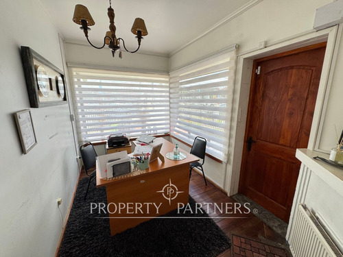 Impecable Hostal En Calle Ohiggins