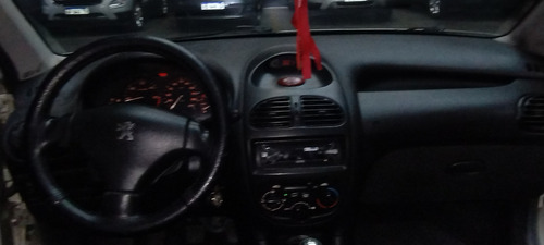 Peugeot 206 1.9 Live! 2
