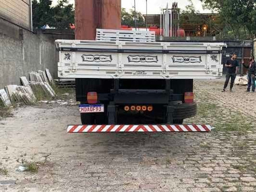 Imagem 2 de 13 de Volkswagen 18-310