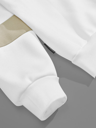 Sudadera Holgada Con Solapas Y Botones Para Hombre