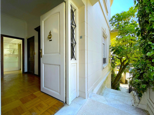 Casa 6 Ambientes En C. Melo 1101 Esquina Gaspar Campos - Vicente Lopez