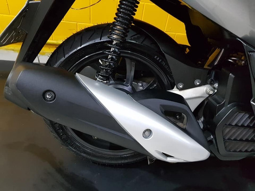 Imagem 10 de 14 de Honda Pcx 150 - 2019 - Km 16.000