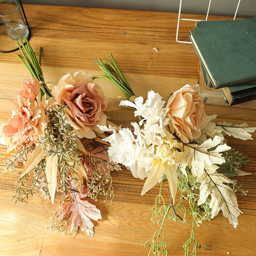 Artificial Flowers Bouquet Arrangement For Wedding Kitchen