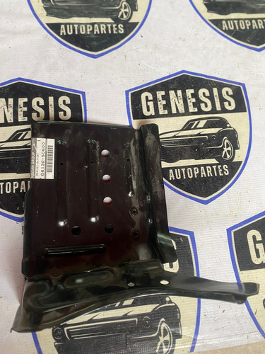 Soporte De Bateria Nissan Pathfider 87-98 64130 50g00 (Usado)