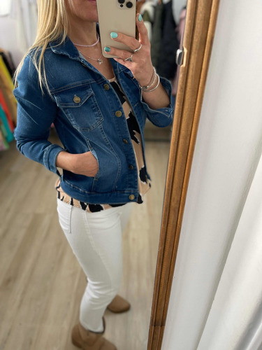 Imagen 3 de 5 de Campera De Jean Elastizada Mujer The Big Shop