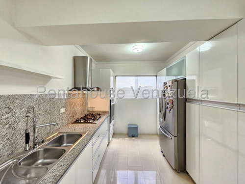 Apartamento En Venta Urb La Soledad Maracay 25-12181 Apd