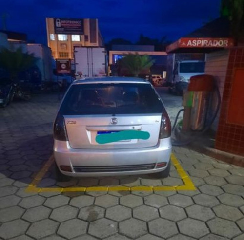 Imagem 3 de 8 de Fiat Palio 2009 1.0 Fire Flex 3p