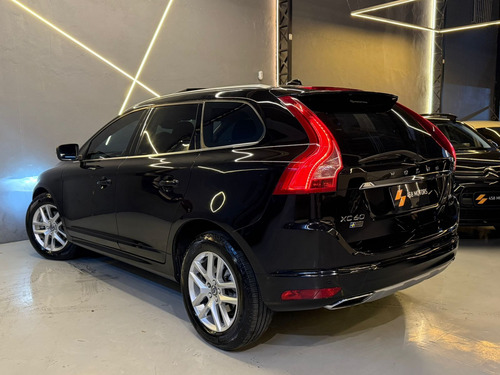 Volvo XC60 2.0 T5 Momentum Drive-e 5p