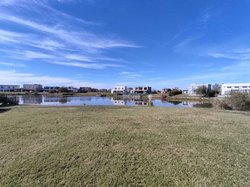 Imagen 3 de 18 de Venta Lote Al Agua En El Cantón Islas