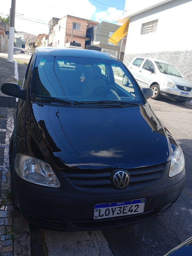 Volkswagen Fox 1.0 Sportline Total Flex 3p