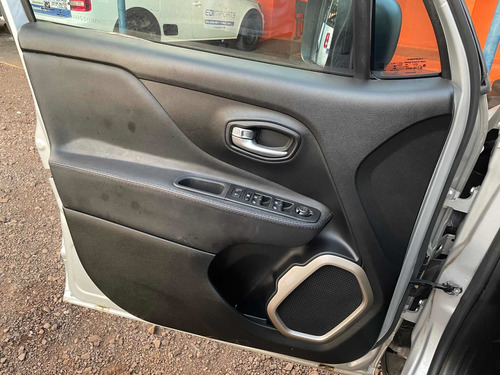 Imagem 5 de 9 de Jogo De Forros De Portas Em Couro Jeep Renegade