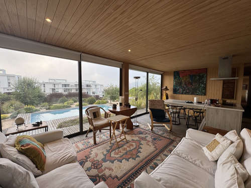 Casa En Exclusivo Condominio