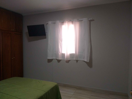 Casa À Venda Na Rua Adriano Ariani, Jardim Maristela, São Paulo - Sp - Liv-4700