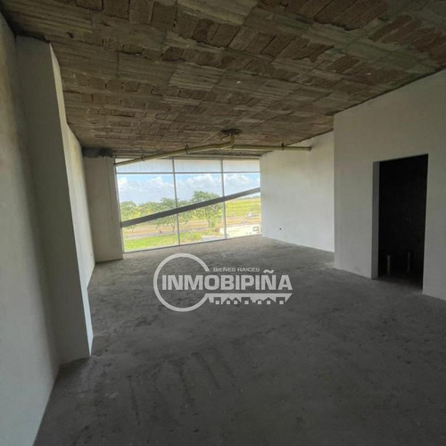 Inmobipiña Vende Edificio Comercial En La Calle Neveri, Unare, Puerto Ordaz, Estado Bolivar - Dp