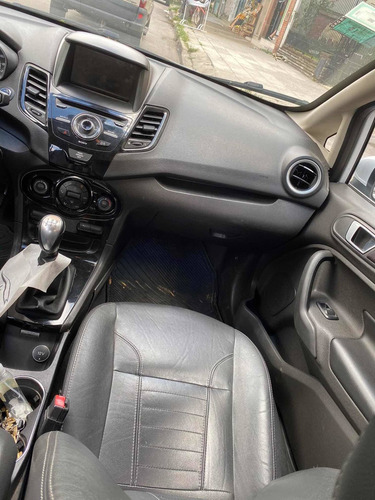 Ford Fiesta 1.6 Max One Ambiente 98cv 2015