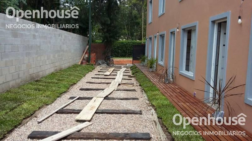 Venta Duplex 2 Dorm. En Barrio Los Jazmines