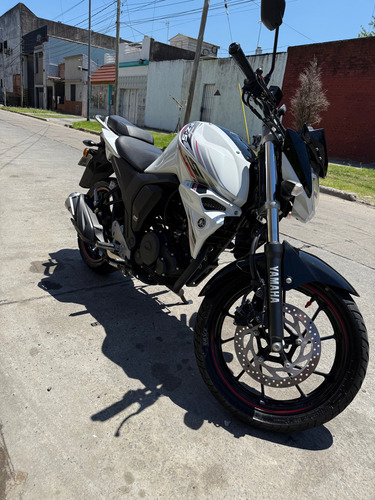 Yamaha Fz