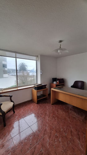 Vende Depto Consulta Dental U Oficina Central Valpo
