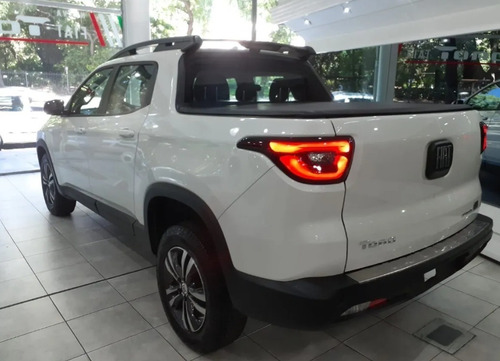Imagen 3 de 20 de Nueva Fiat Toro Freedom 4x2 My22
