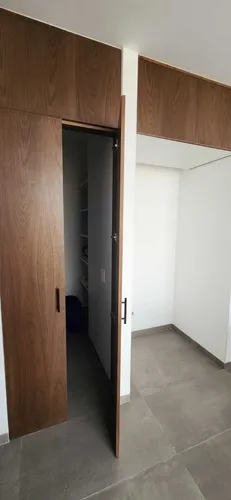 Casa En Venta En Mallorca Residencial, Doble Altura, Amplios Espacios, Lujo !