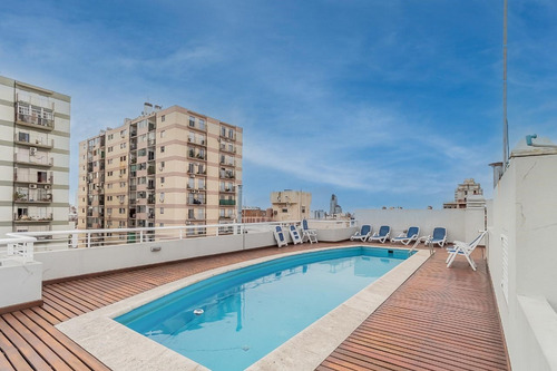 Venta Departamento 2 Ambientes Al Frente, Piso Alto, Balcón Y Cochera Cubierta En Nuñez