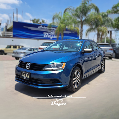 Volkswagen Jetta 2.0 L4 At