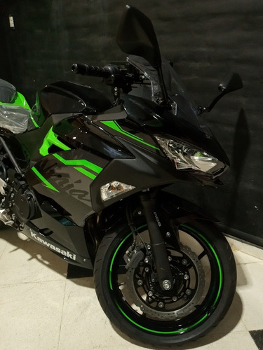 Imagen 2 de 12 de Kawasaki Ninja 400