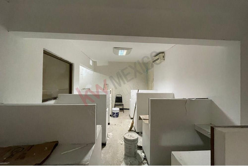 Edificio En Renta En Palos Prietos