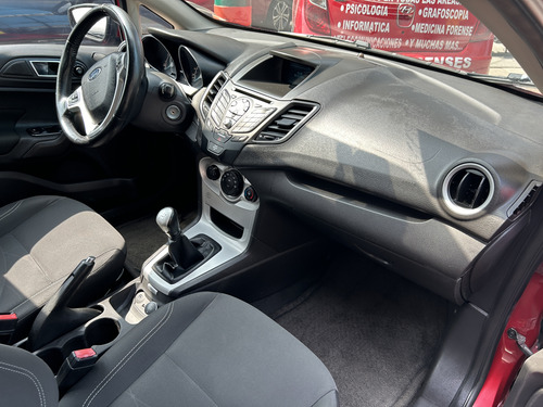 Ford Fiesta 1.6 Se Sedan Mt