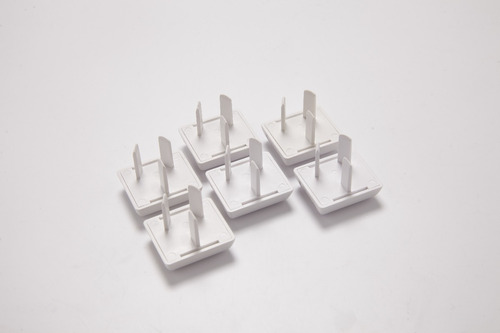 Imagen 4 de 10 de Tapa Enchufes Con Botón De Tres Patas - Baby Innovation