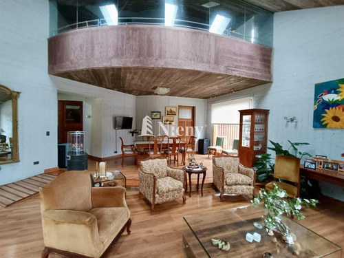 Casa Venta 3 Suites/ 4 B Más Serv./carlos Silva Vildósola