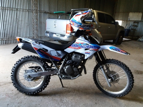 Imagen 3 de 8 de Honda Tornado Xr 250