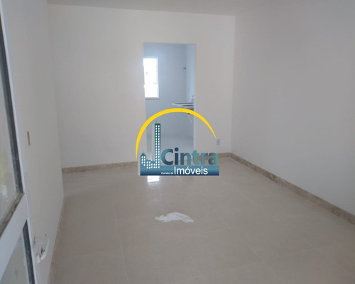 Imagem 5 de 9 de Vendo Casa 2/4 Com Suíte Em Abrantes, Cond. Com Piscina, 67m², R$ 330.000,00 Financia!!! - J713 - 34421855