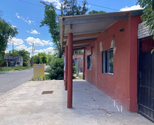 Casa En Venta En Peruzzotti