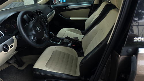Volkswagen Jetta 2.5 Bicentenario Tiptronic At