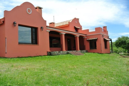 Quinta | Ruta 12 Y 5kms De Camino Vecinal