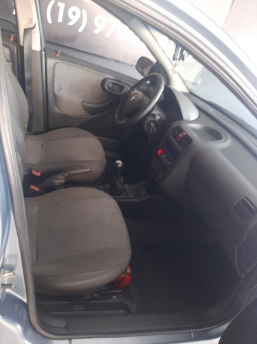 Imagem 8 de 10 de Chevrolet Corsa Sedan Maxx