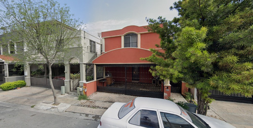 Casa En Venta ¡remate Bancario! -cda. Del Limonero, Privadas De Anáhuac, Cerrada De Anáhuac Residencial, Cdad. Gral. Escobedo, N. L. Jmjc10