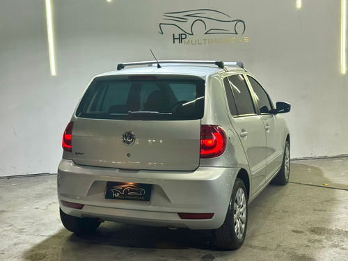 Volkswagen Fox 1.0 Tretec Total Flex 5P