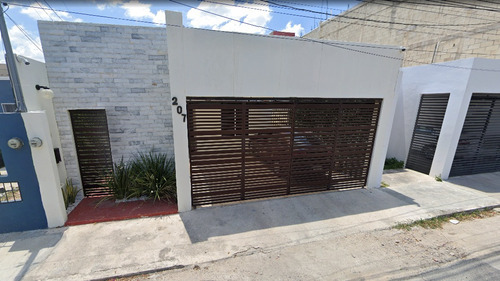 Casa En Venta C. 48 #207, Fraccionamiento Del Sur, 97287 Mérida, Yucatan/ Recuperacion Bancaria Laab2