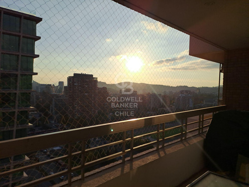 Metro Escuela Militar - Centro Médico Uc Christus