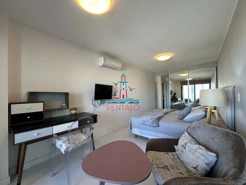 Apartamento De 3 Dormitorios En Punta Del Este, Zona Hotel Enjoy, Punta Del Este
