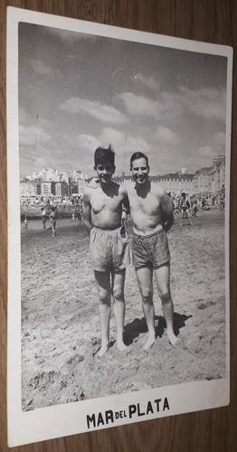 Antigua Foto Mar Del Plata Playa Hombres En Short Traje De B (Usado)