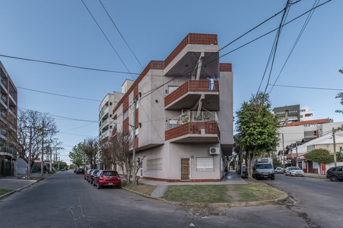 Venta 2 Amb Con Balcón Y Cochera Villa Bosch