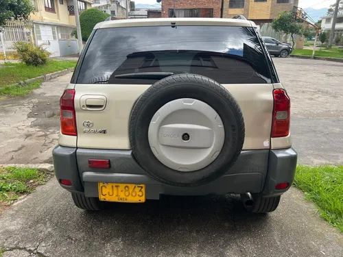 Toyota RAV4 2.0l 148 hp