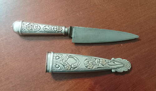 Antiguo Cuchillo La Movediza Plateado (Usado)