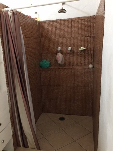 Imagen 14 de 30 de Se Vende Casa Con Locales Comerciales