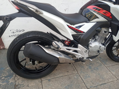 Imagem 7 de 10 de Honda Twister 250 2019 Branca