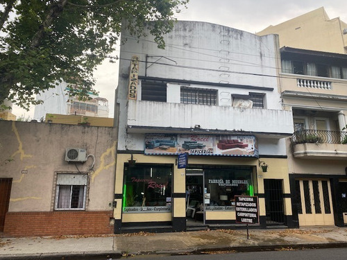 Imagen 8 de 11 de Local, V. Luro, Av. J. B. Alberdi 4647, 220 M2 (480 Cub)