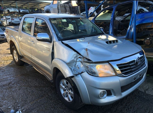 (19) Sucata Toyota Hilux 3.0 2012 A 2015 (retirada Peças)
